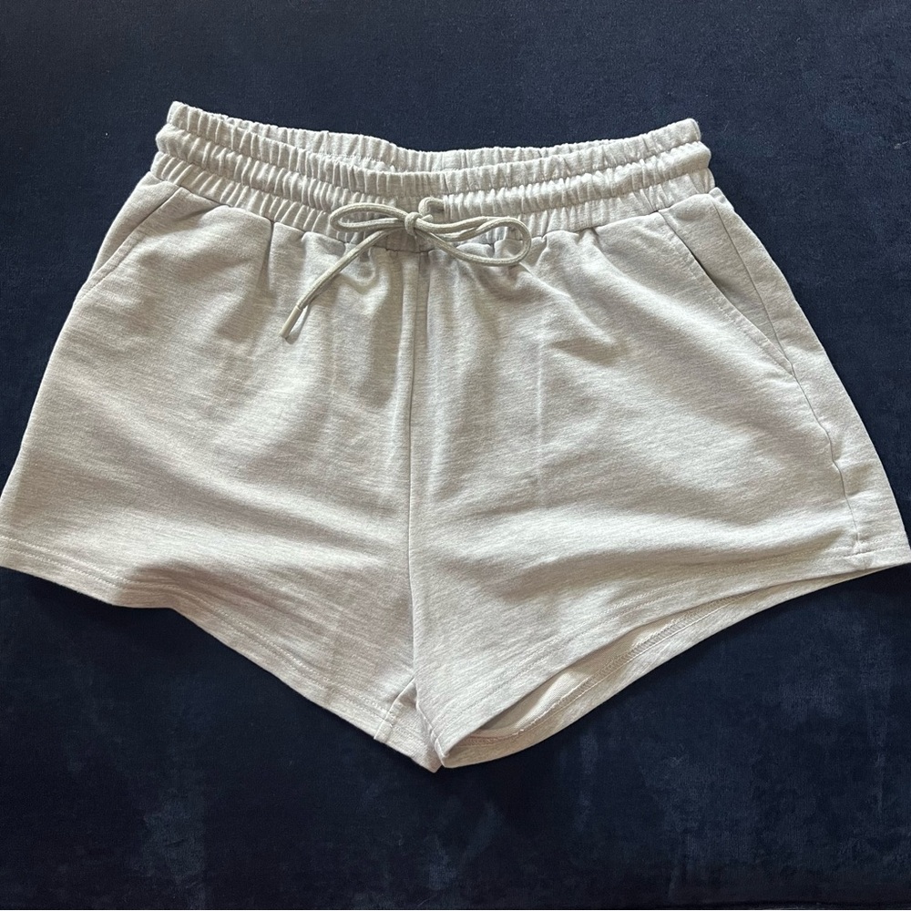 Automet Gray Sweat Shorts Size large